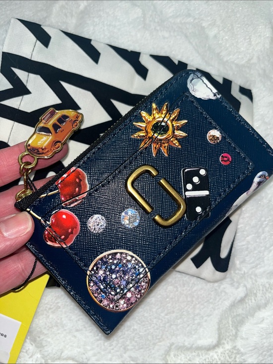 Marc Jacobs Handbags - Marc Jacobs NWT! The Trinket Utility Snapshot Top Zip Multi Wallet